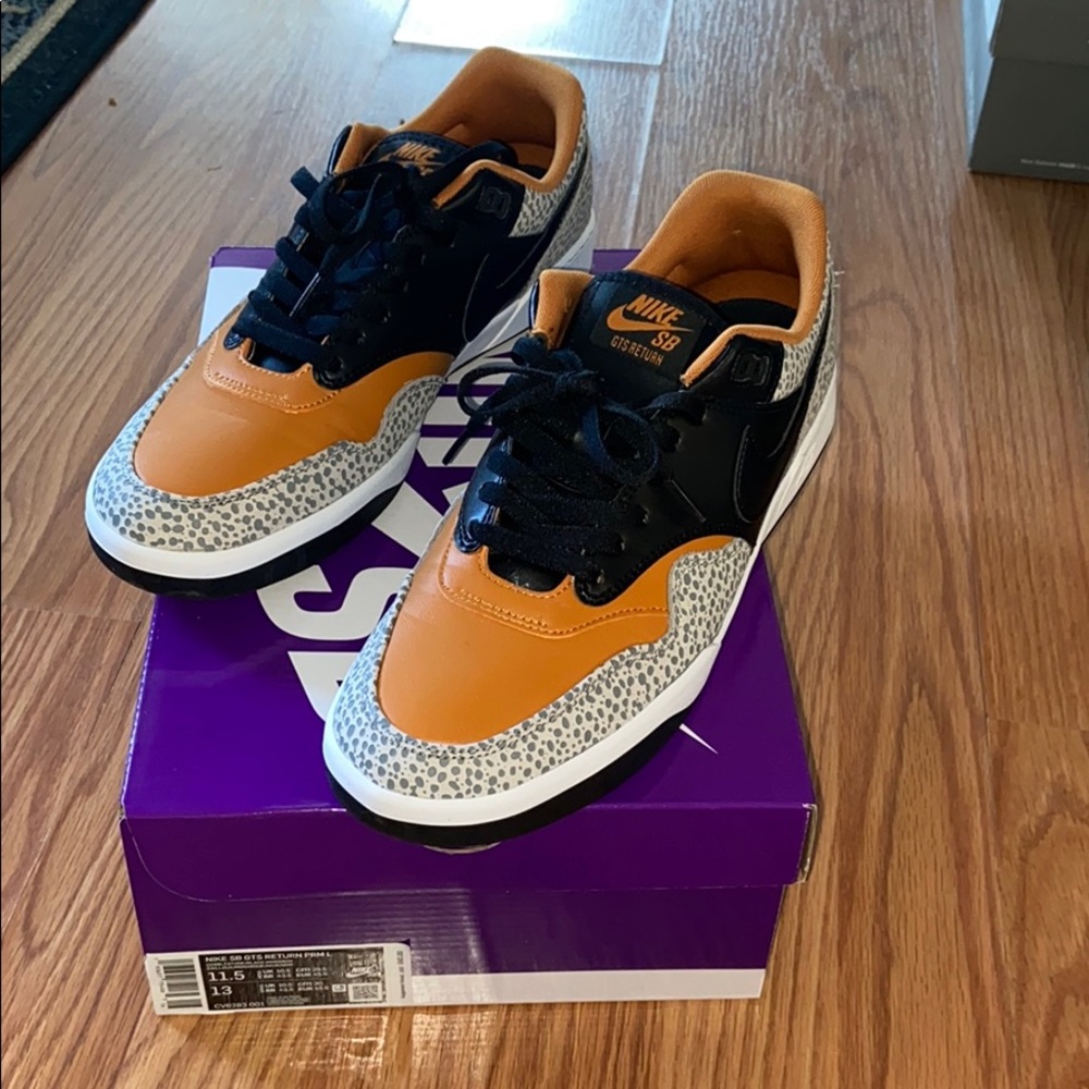 Nike Zoom GTS Return Safari